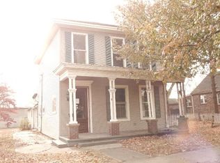 210 W 4th St, Metropolis, IL 62960