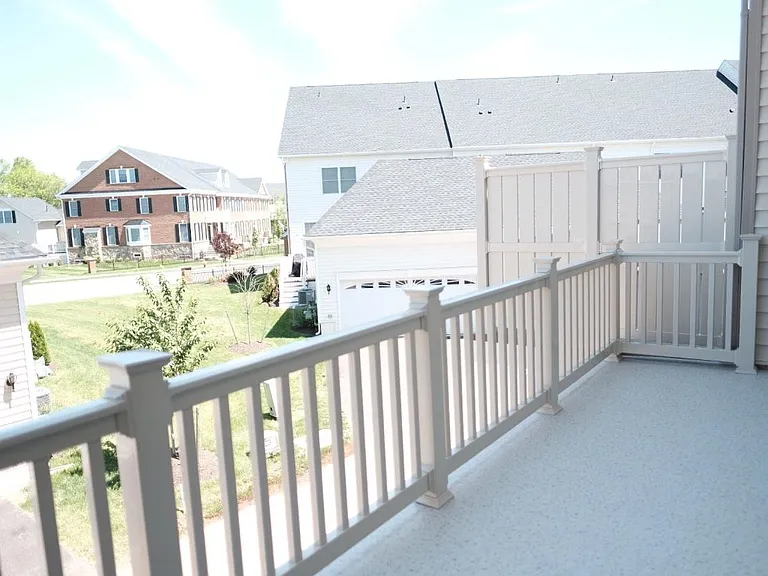 Main floor Deck
