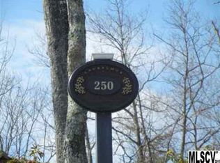 250 Laurelmor Pkwy, Deep Gap, NC 28618