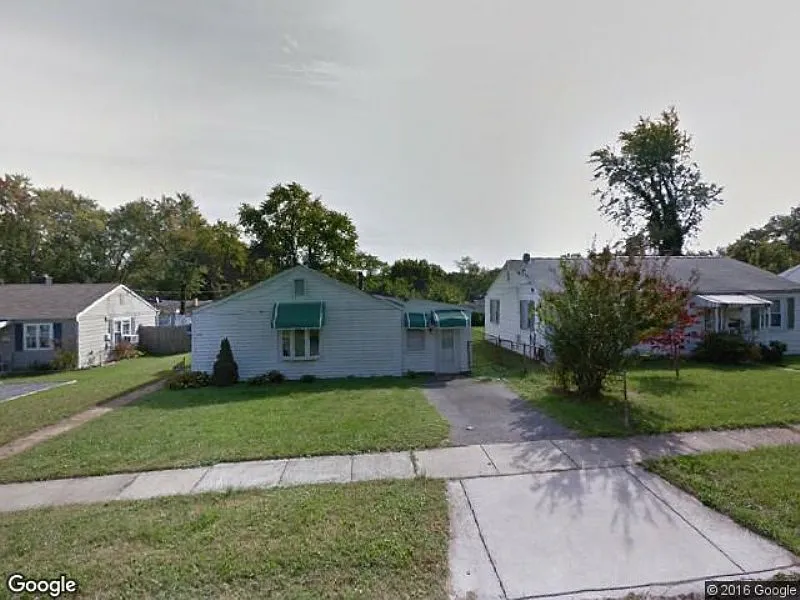 1423 Houghton Rd photo 1