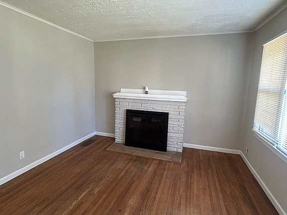 5th image of 1410 E 53rd St S