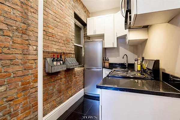 Rented by Town Residential | media 5