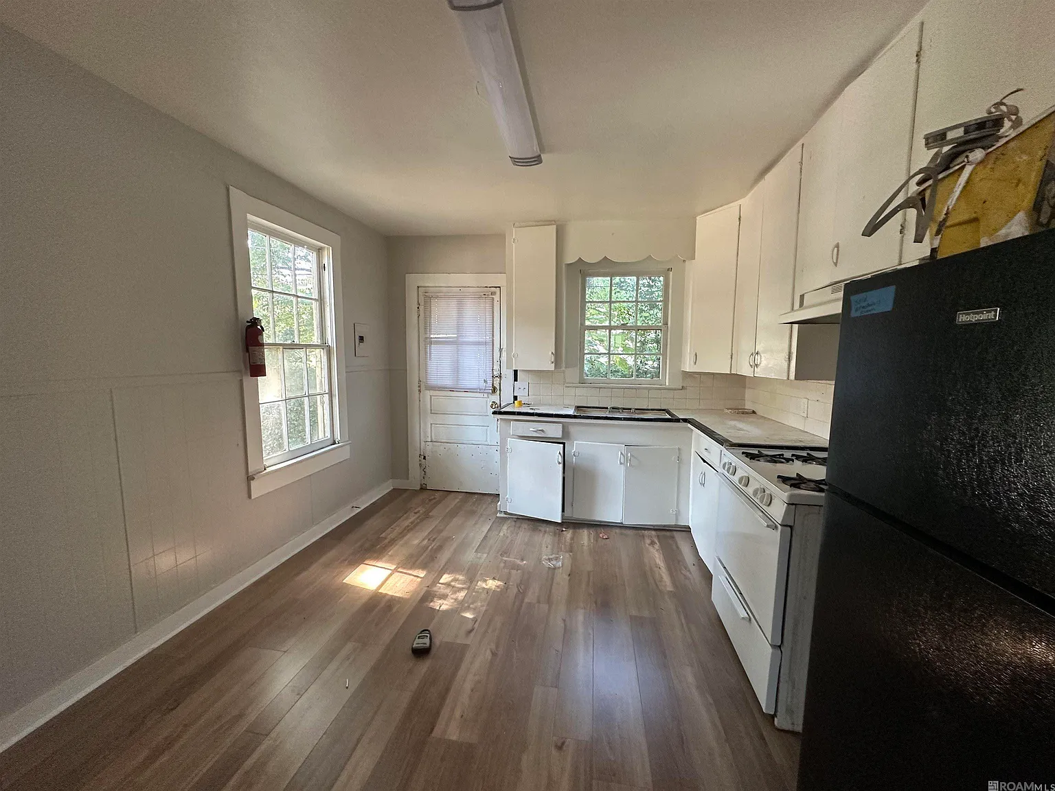 2 bed, 900 sqft, $1,000 — Photo 2