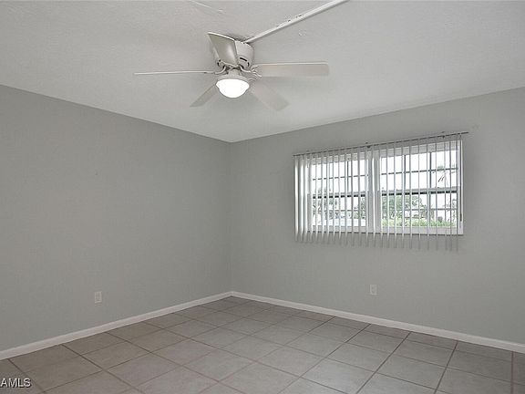 5th image of 1502 Edgewater Cir #6B