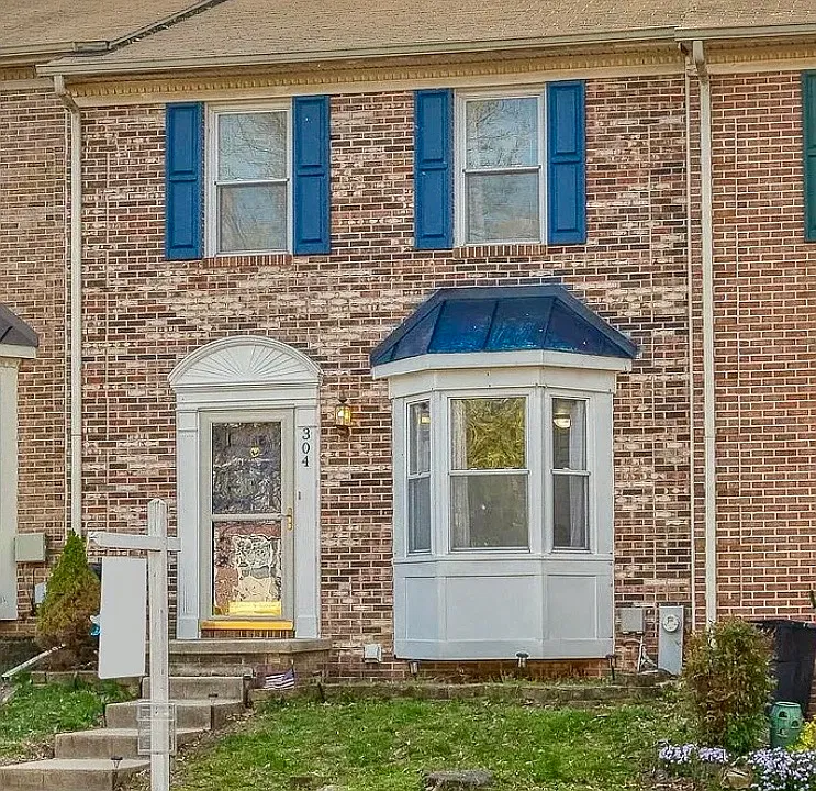 304 Sunray Ct