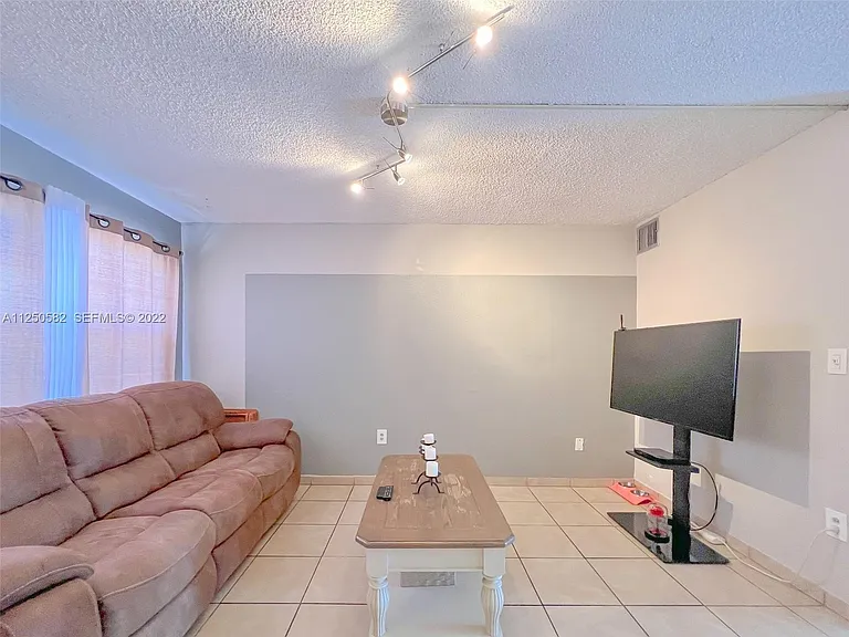 3672 SW 59th Ave #7 — Photo 12