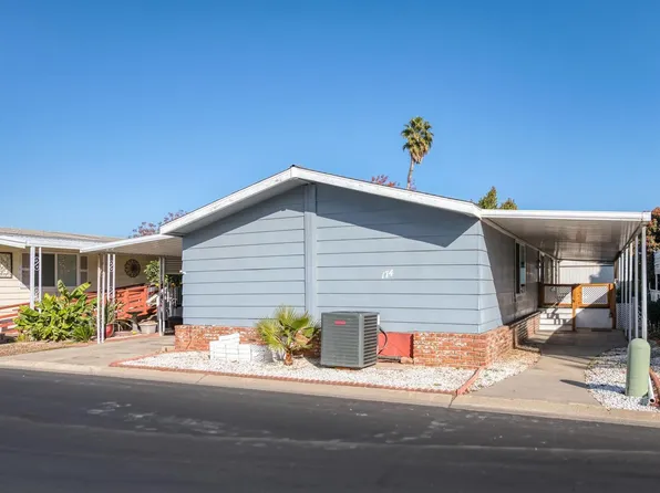 2706 W Ashlan Ave Space 174, Fresno, CA 93705