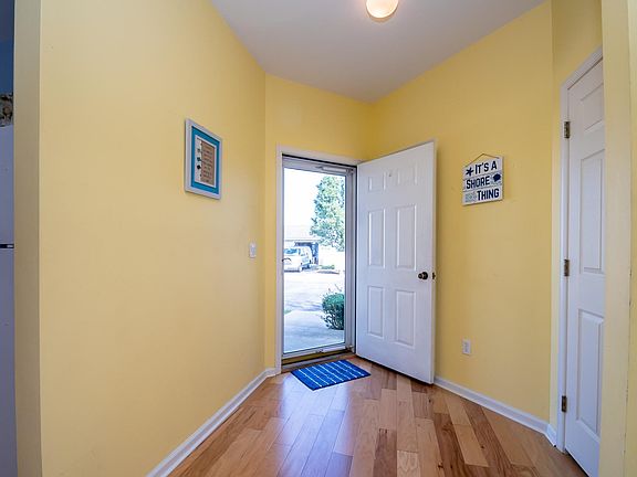 3rd image of 37484 Pettinaro Dr #8300