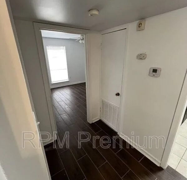 4547 Alvin Dark Ave #1 — Photo 11