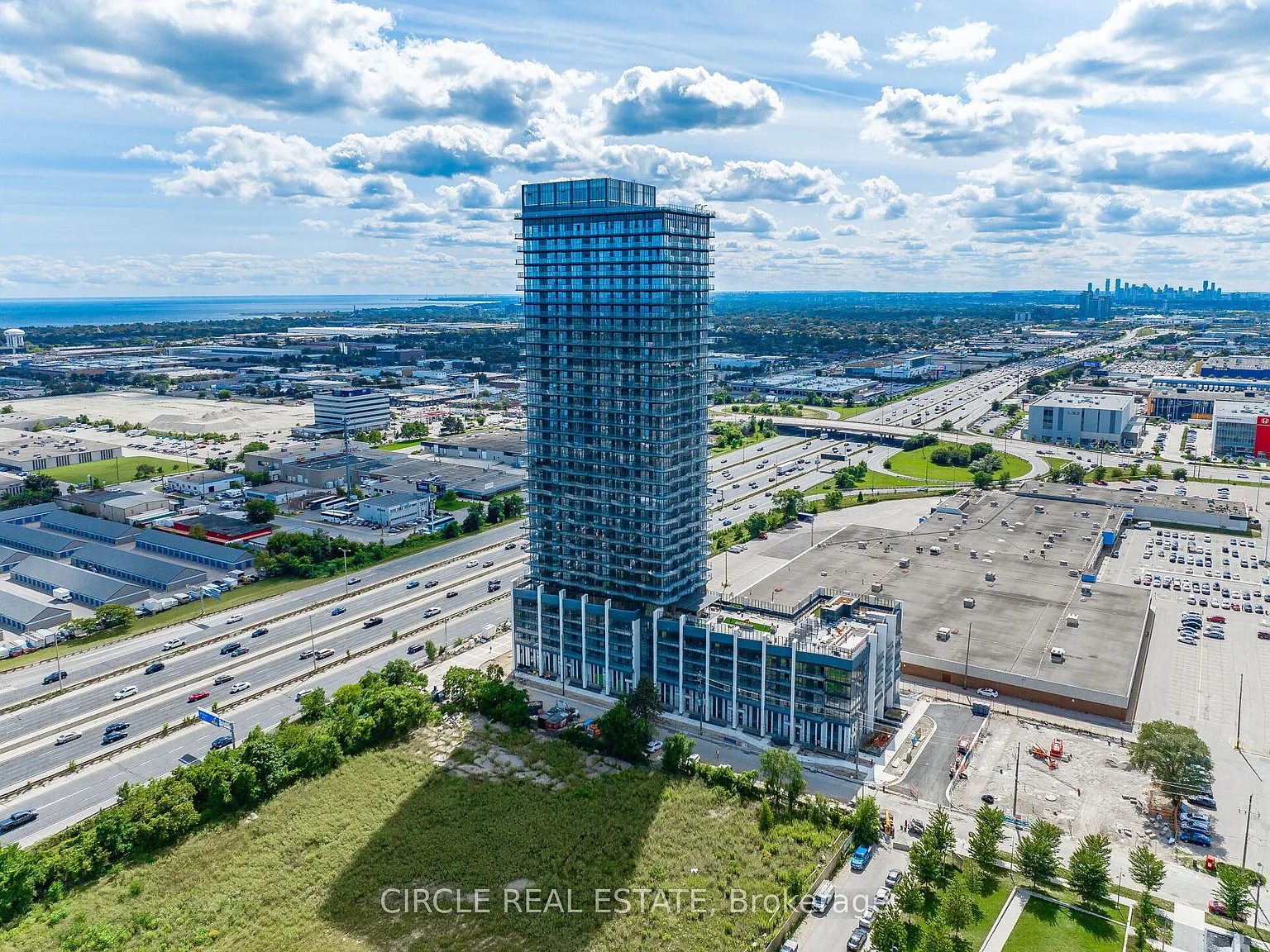 2 bed, $2,200 — Photo 1