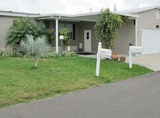 3210 Valencia Terrace Ln, Wimauma, FL 33598