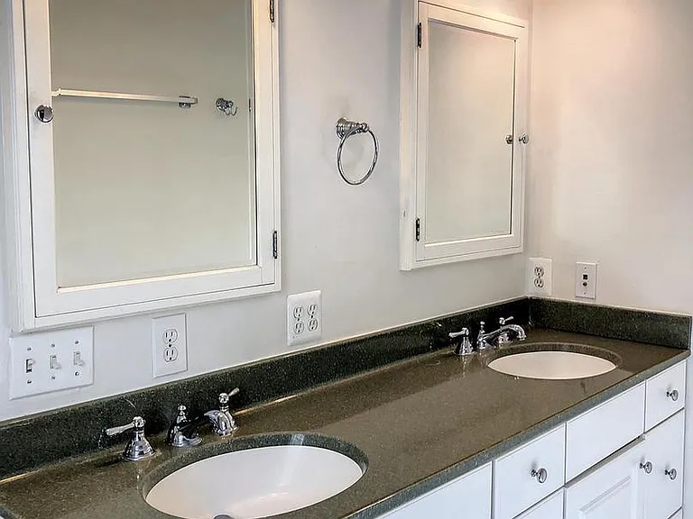 7412 Hallcrest Dr — Photo 11