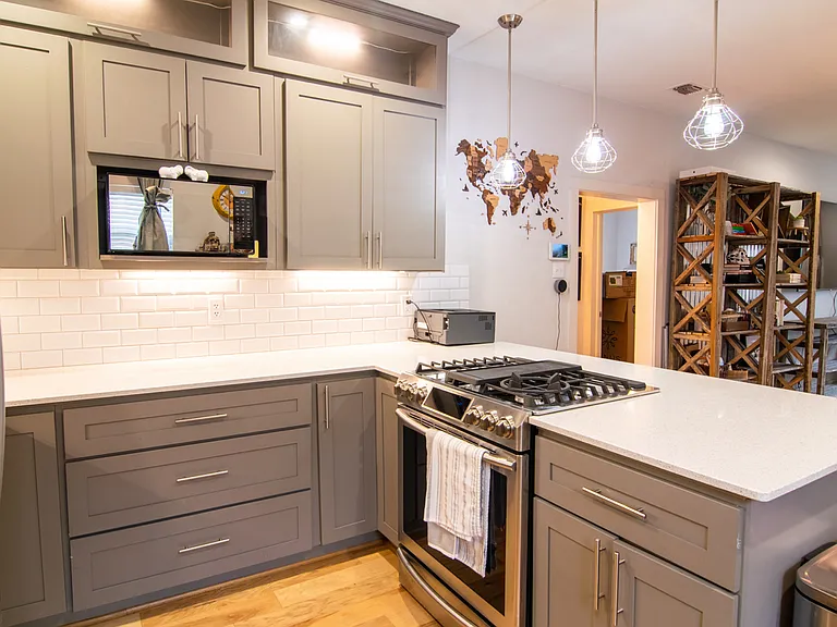 705 W Elsmere Pl — Photo 19
