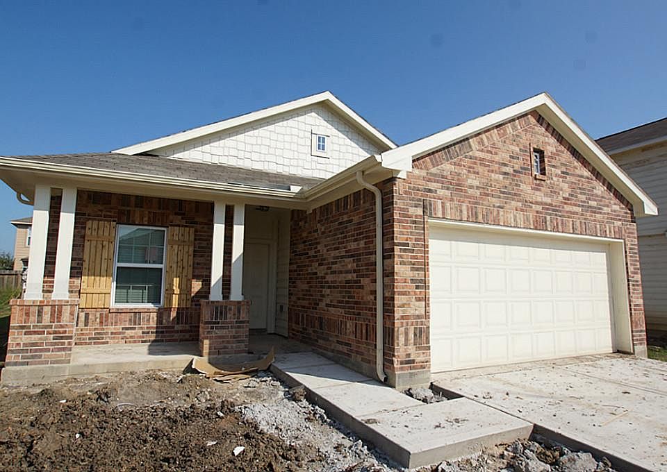 1st image of 110 Cheyenne River Dr