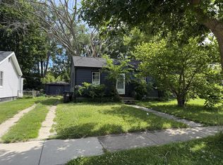 2715 Eisenhower DRIVE, Racine, WI 53405