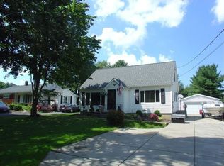 5004 Chestnut Ridge Rd, Orchard Park, NY 14127