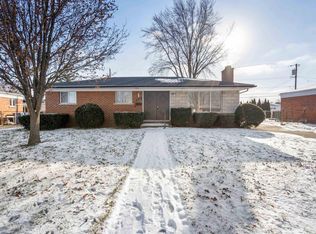 31126 Louise Dr, Warren, MI 48088