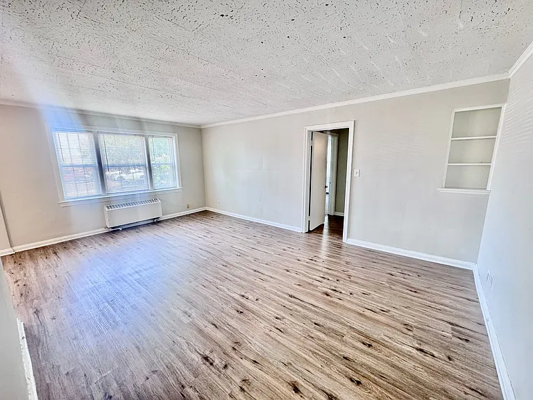 Colton House Apartments — Photo 29