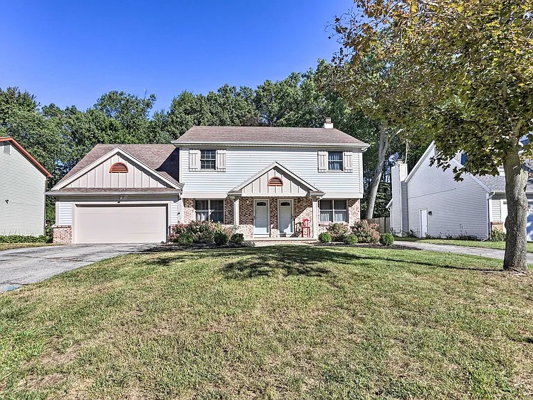 Woodmeadow Dr — Photo 1