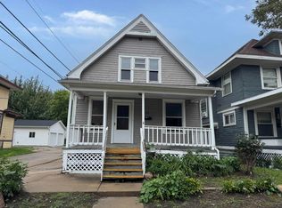 509 15th St SE, Cedar Rapids, IA 52403