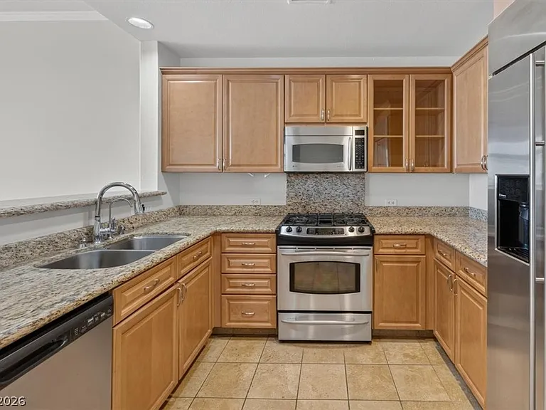 2220 Village Walk Dr #3221 — Photo 11