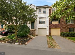 8610 Delcris Dr, Gaithersburg, MD 20886