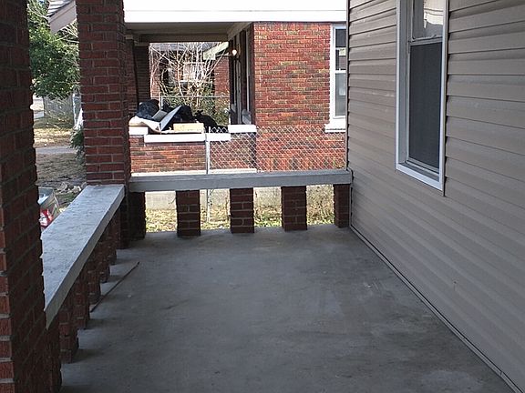 2nd image of 1743 Jackson Ave