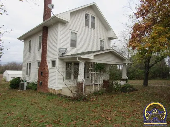 4218 SE 2nd St, Topeka, KS 66607