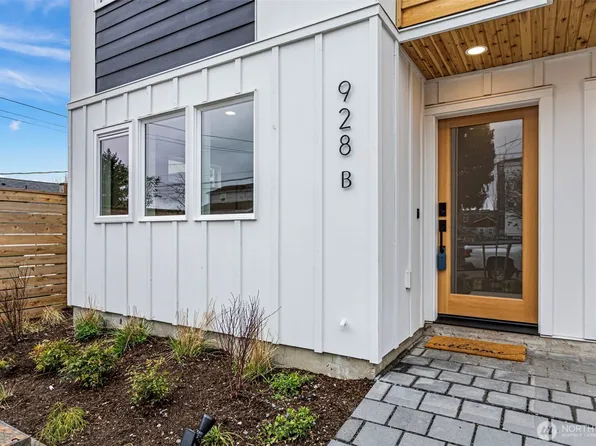 928 NW 57th Street #B, Seattle, WA 98107