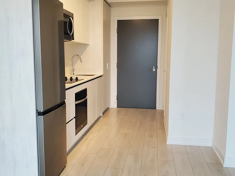 5858 Yonge St #3205 — Photo 1
