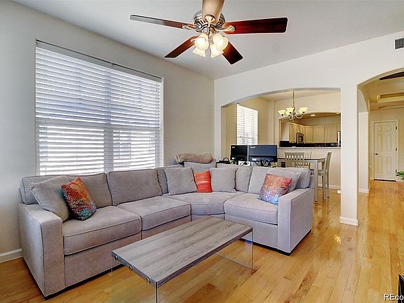 4th image of 1727 Pearl Street #205