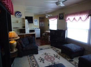 2113 Orange Dr, Holiday, FL 34691
