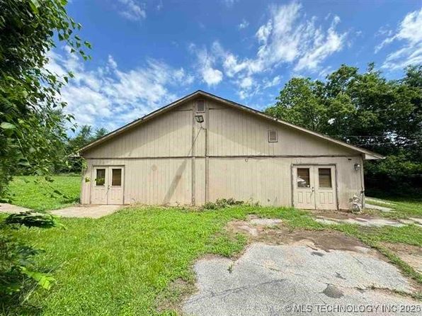 802 E Brissy St, Cushing, OK 74023