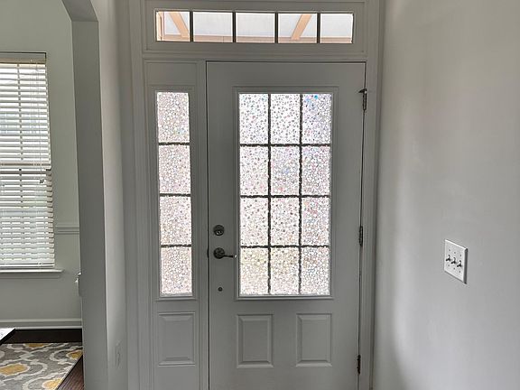 3rd image of 1312 Governess Ln