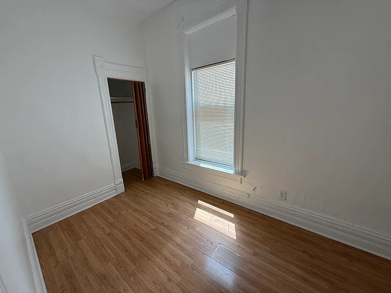 1033 S Oakley Blvd #2F — Photo 7