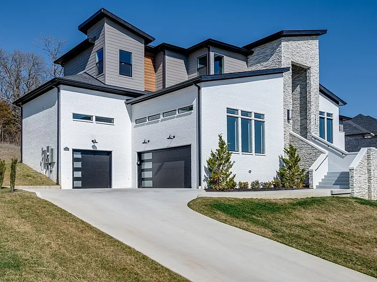 6100 Lookaway Cir — Photo 14