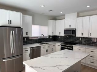 917 Lord Crewe St, Las Vegas, NV 89138