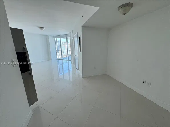 350 S Miami Ave, Miami, FL