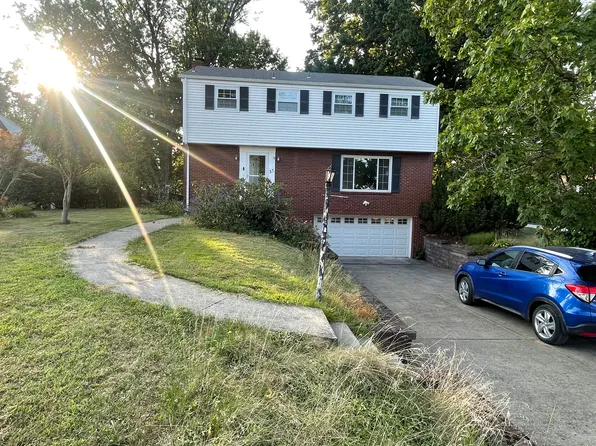 33 Oregon Trl, Bethel Park, PA 15102