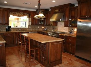 13740 SW 73rd Ct, Palmetto Bay, FL 33158