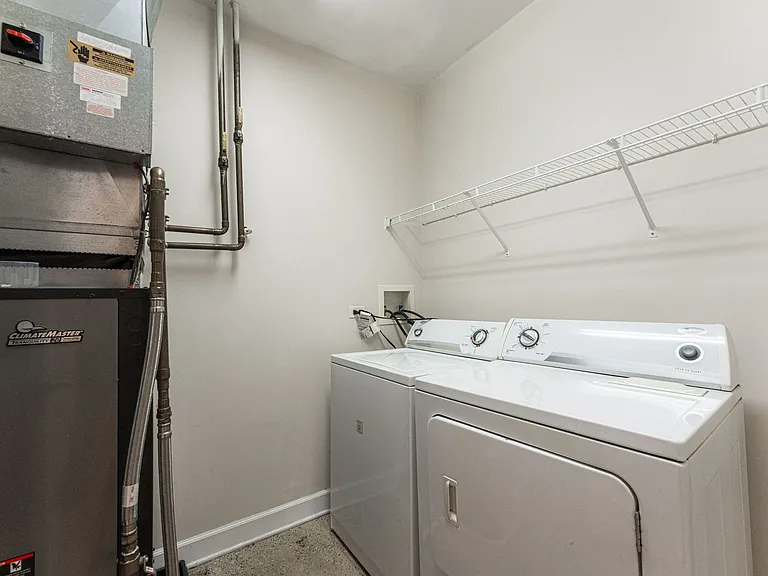 1124 Lake St #4 — Photo 19