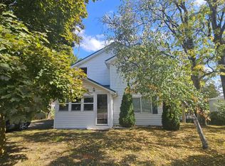 8659 Narrow Lake Rd, Springport, MI 49284