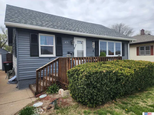 423 N 19th St, Beatrice, NE 68310