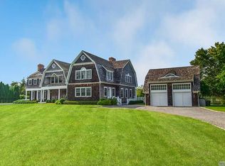 122 Pauls Ln, Water Mill, NY 11976