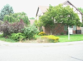 2500 S Harrison Pl, Kennewick, WA