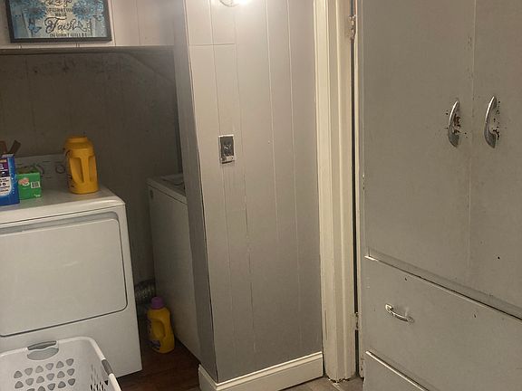 3rd image of 87 S Main St #1