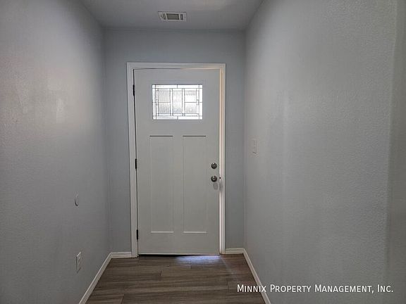 4th image of 1647 Wrigley Dr