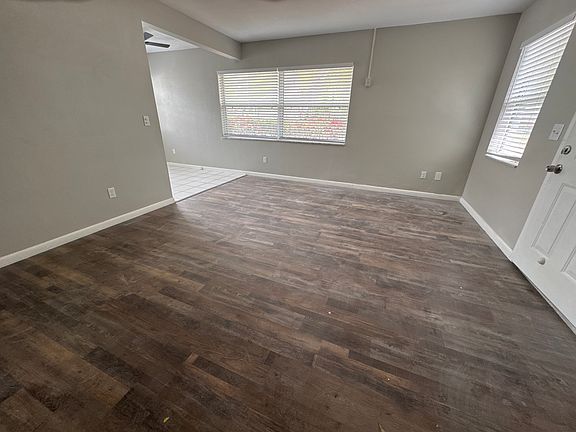 3rd image of 410 New York Ave