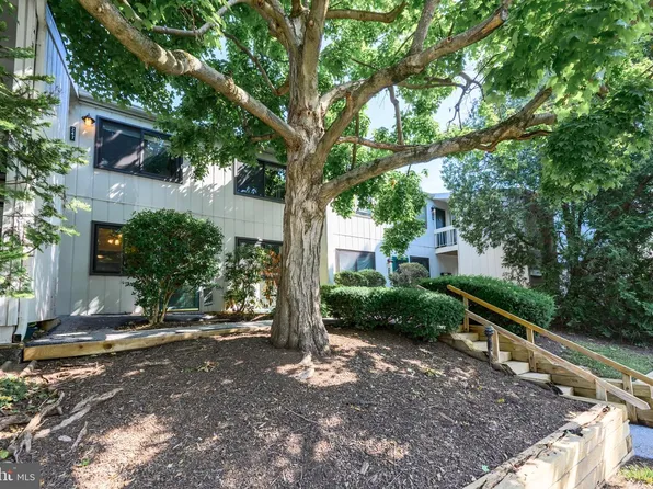 246 Summit House, West Chester, PA 19382