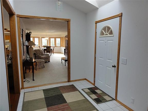 2nd image of 8666 N Black Oak Dr